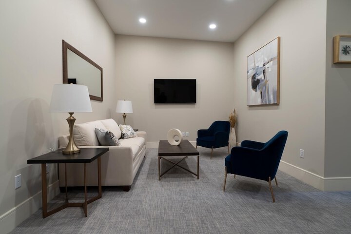Room 18 of 36