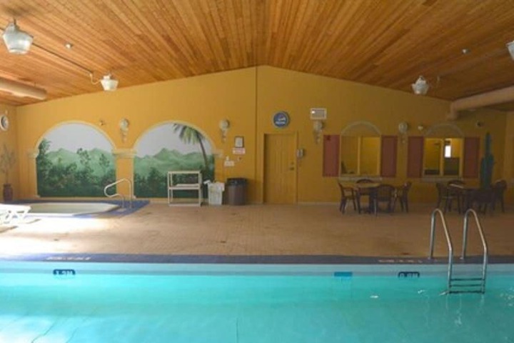 Pool 77 of 122