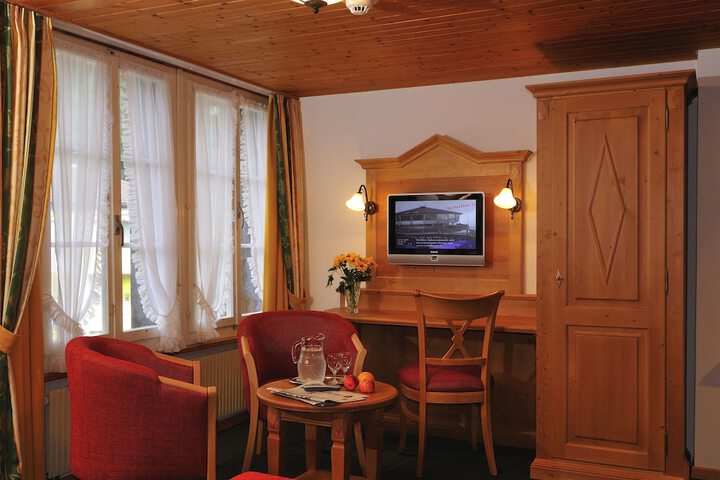Room 16 of 63