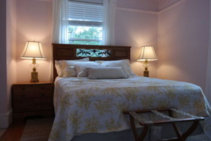 Room 20 of 38