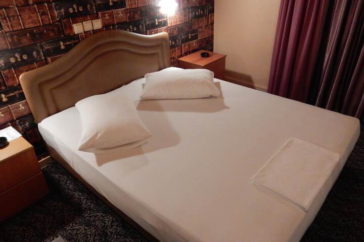 Room 40 of 60