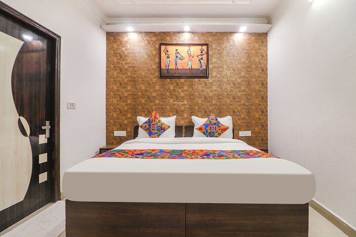 Room 20 of 29