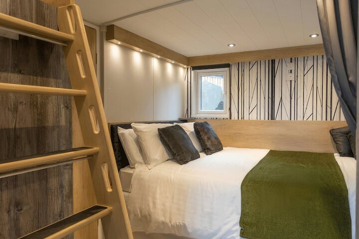 Room 21 of 116