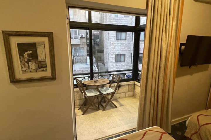 Room 29 of 47