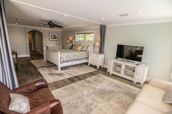 Room 41 of 53