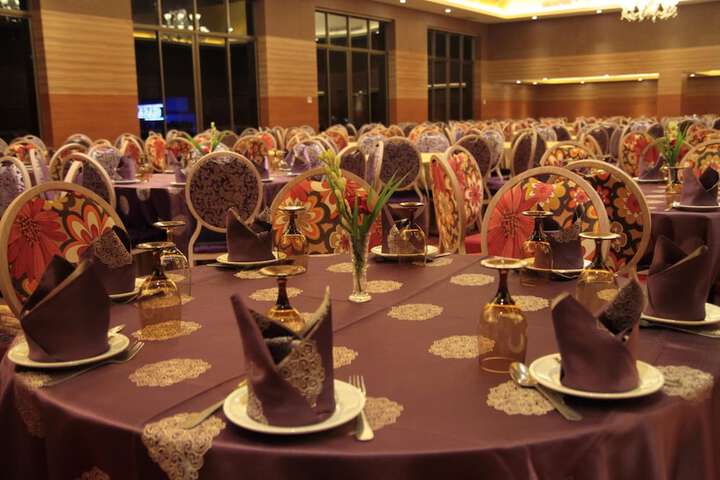 Ballroom/Hall 38 of 46