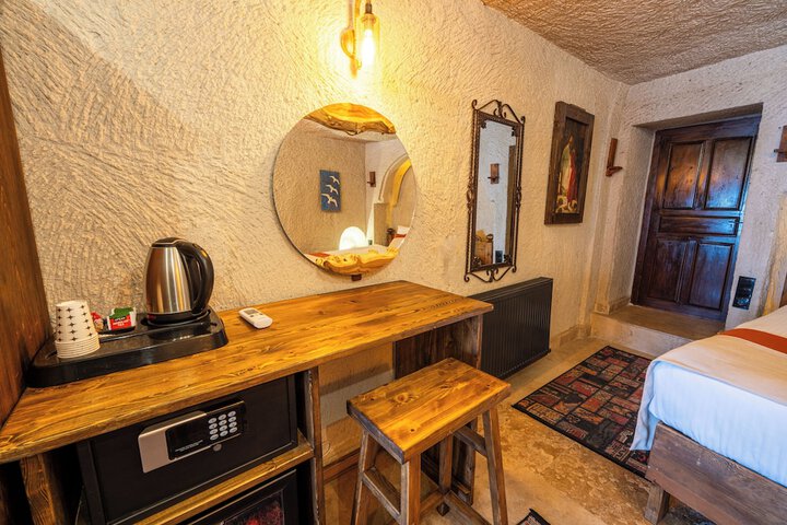 Room 56 of 99