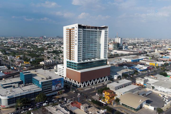 Torre República