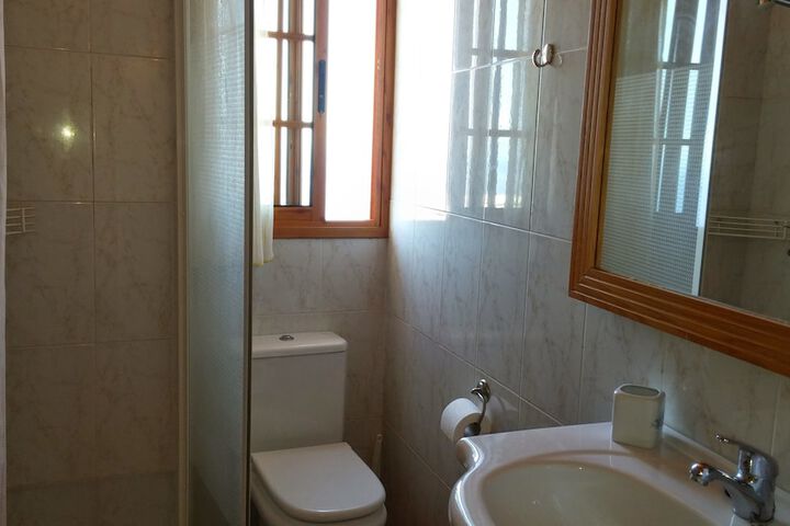 Room 16 of 132