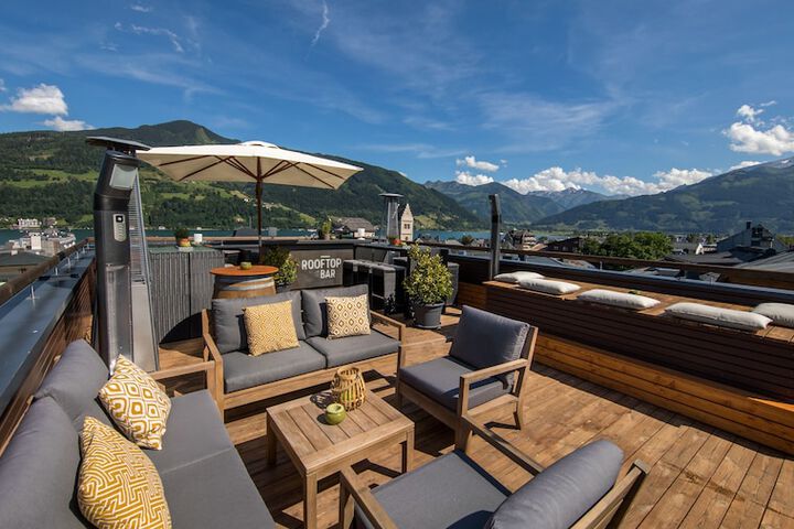 Sundeck 56 of 71