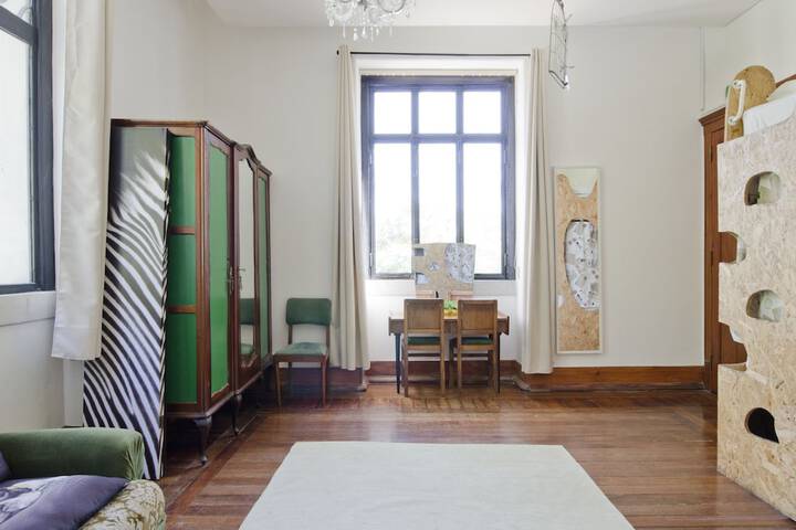 Room 17 of 68