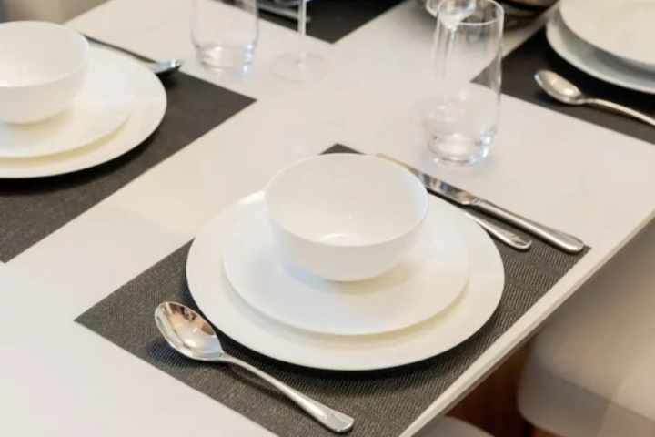 Dining 19 of 20