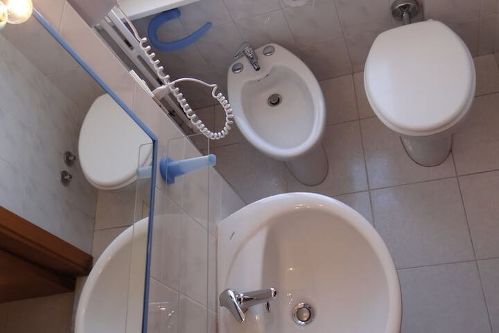 Clean Restrooms