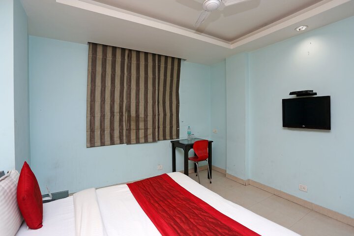 Room 28 of 36