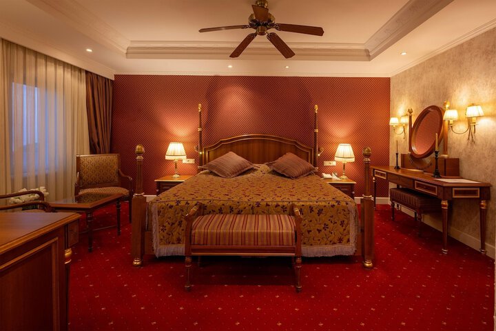Room 55 of 321