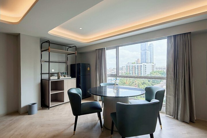 Room 117 of 212