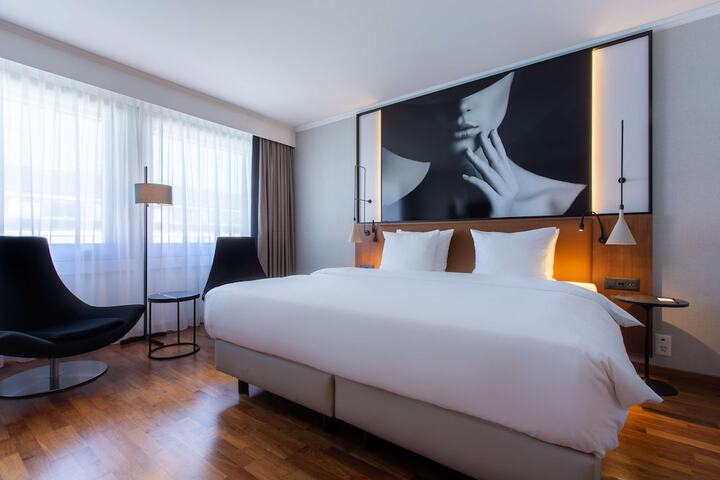 Room 41 of 209