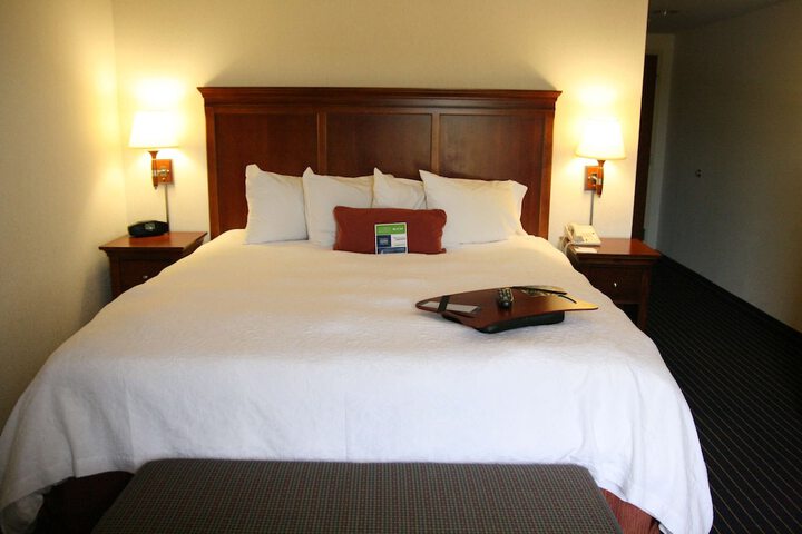 Room 9 of 42