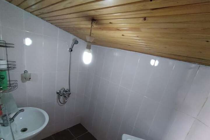 Room 14 of 26