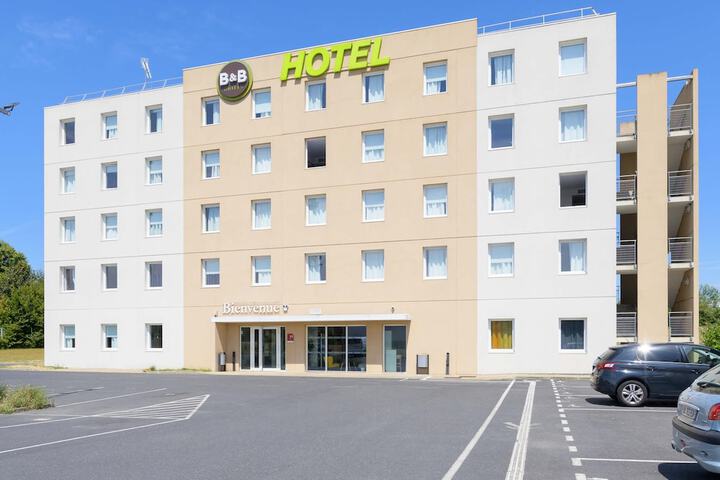 Hotel 60 of 62