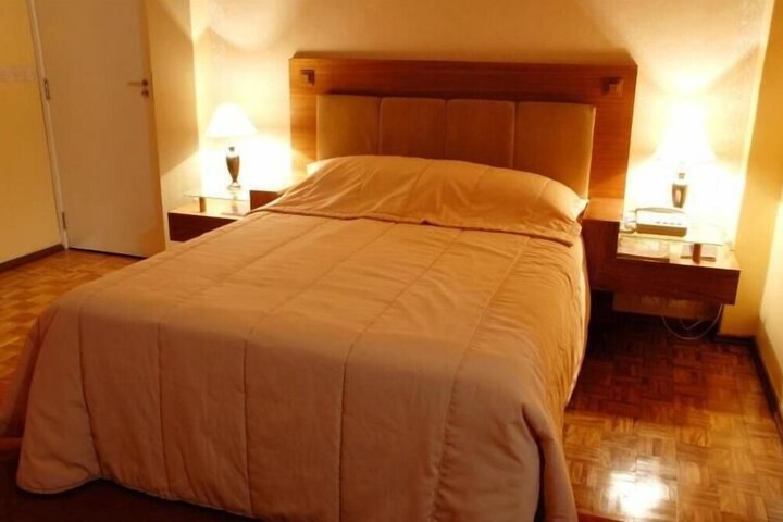 Room 6 of 22