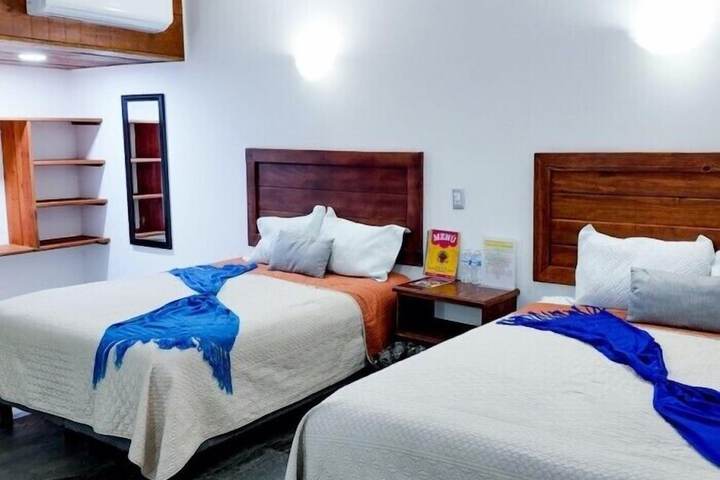 Room 52 of 119