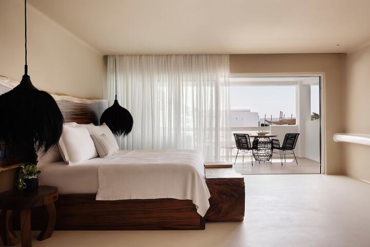 Room 37 of 110