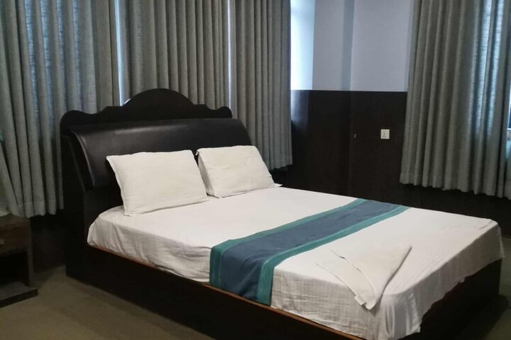 Room 7 of 46
