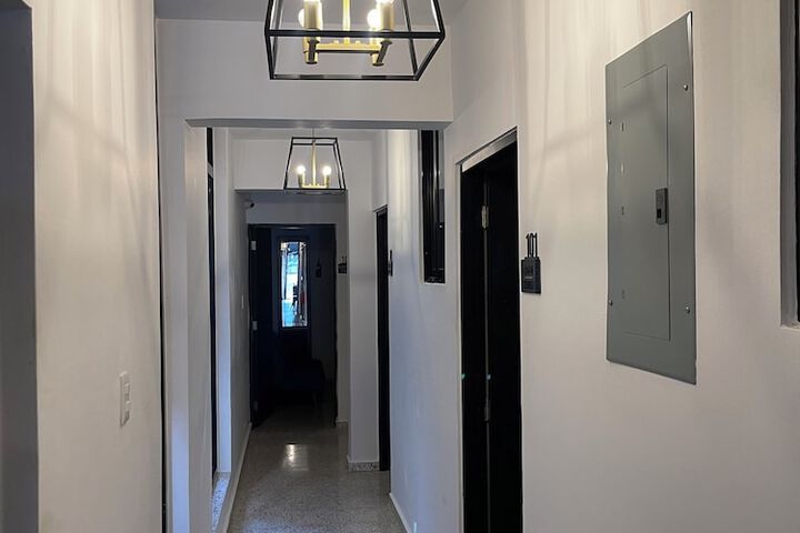 Ballroom/Hall 43 of 52