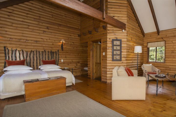 Room 4 of 58