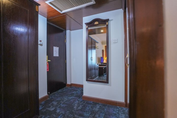 Room 46 of 258