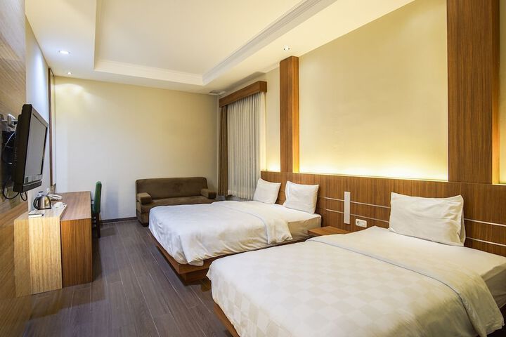 Room 10 of 40