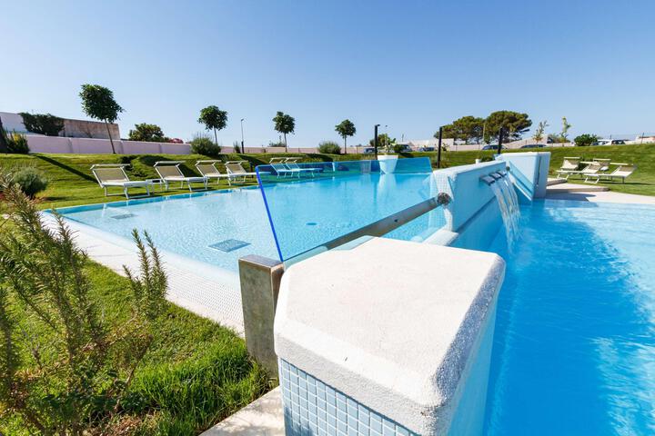 Pool 36 of 63