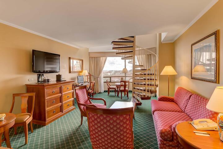 Room 14 of 81