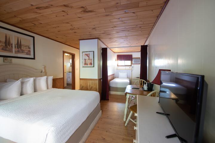 Room 20 of 225