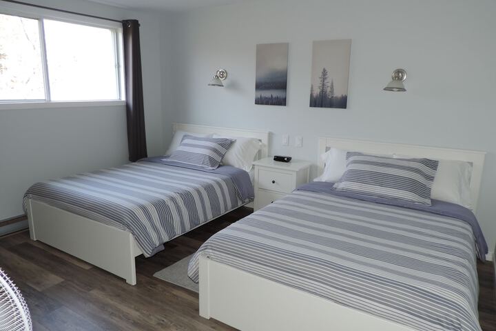 Room 8 of 118