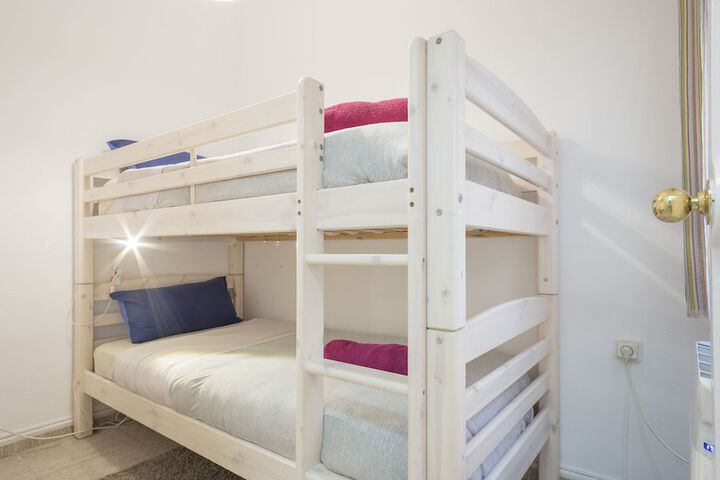 Children's theme room