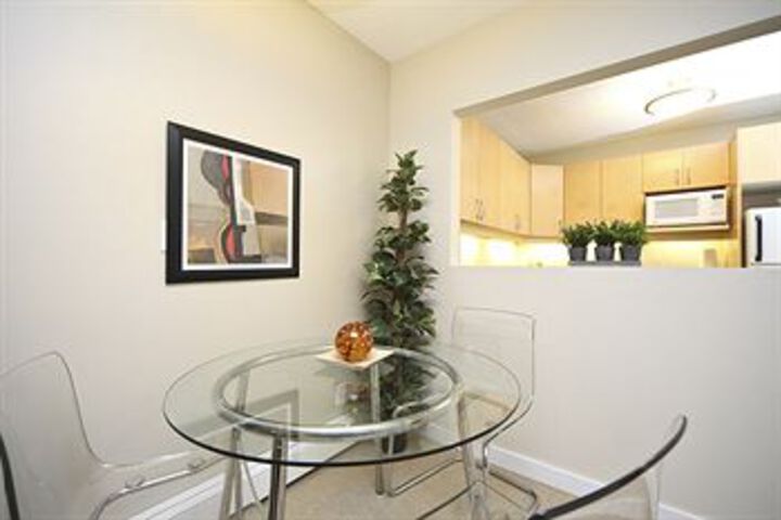 Room 11 of 20