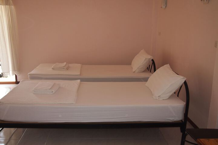 Room 7 of 51