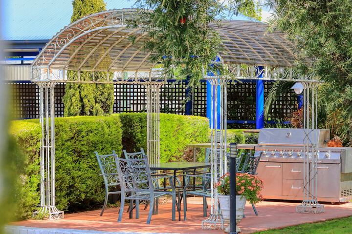 BBQ/picnic area