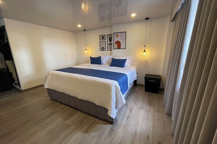 Room 33 of 56