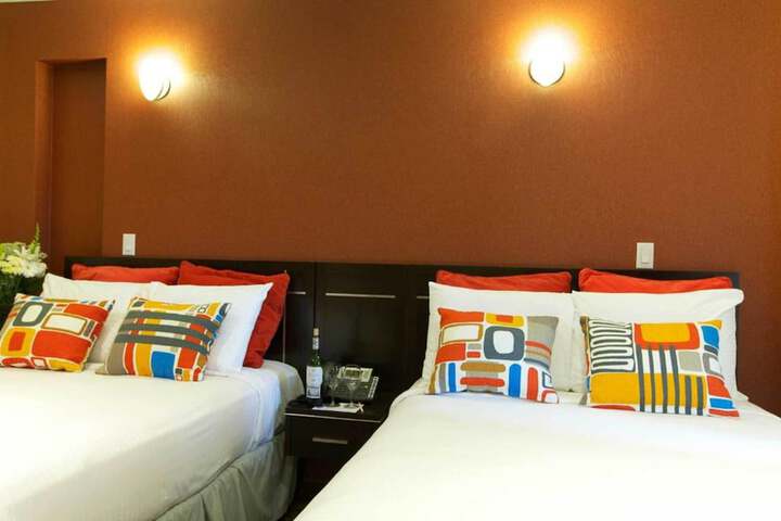 Double Bed Accessible (9 of 9)