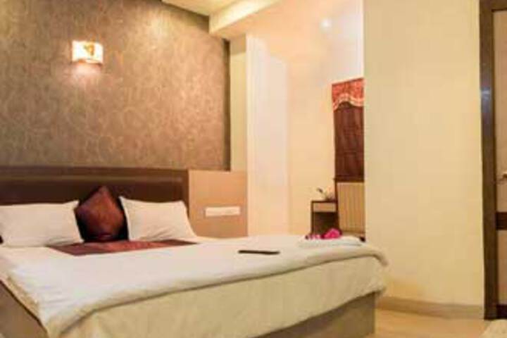 HOTEL THE KAMTA