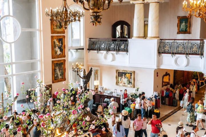 Hotel Lobby