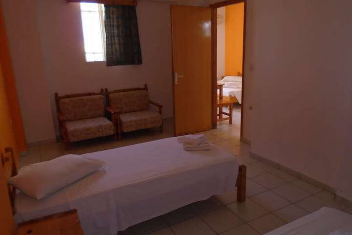 Room 18 of 70