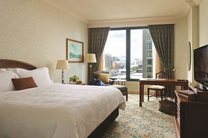 Room 10 of 46