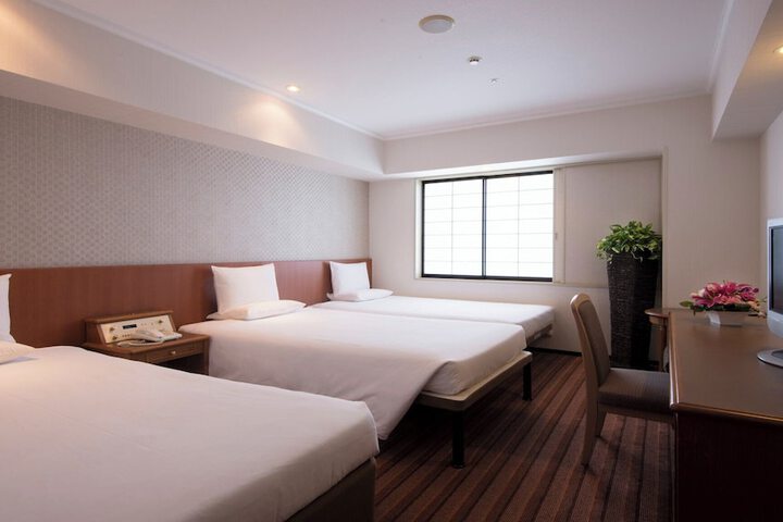 Room 22 of 75