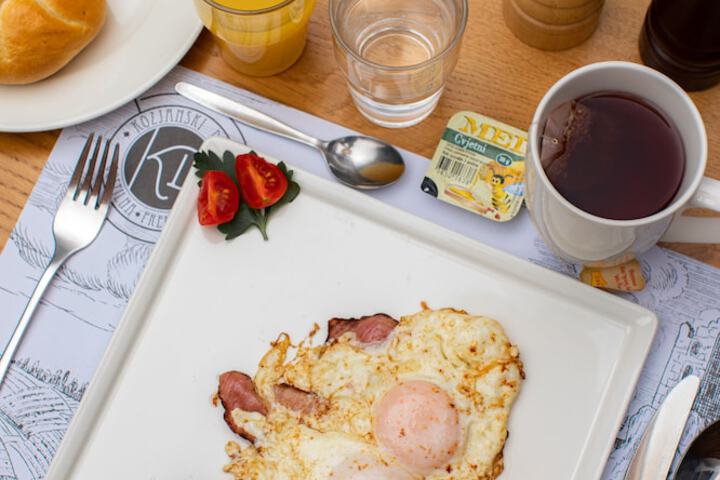 Breakfast/Coffee Service 58 of 64