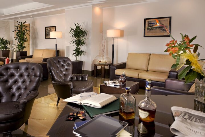 Guest Lobby