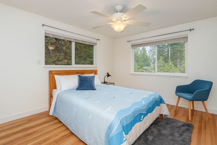 Room 1 of 6